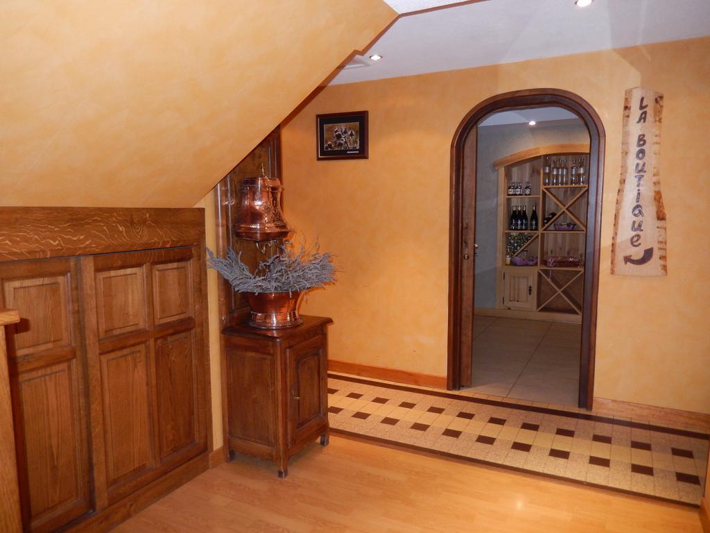 Le Relais De L'Aubrac Hotell Nasbinals Exteriör bild