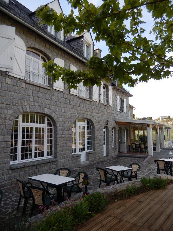 Le Relais De L'Aubrac Hotell Nasbinals Exteriör bild