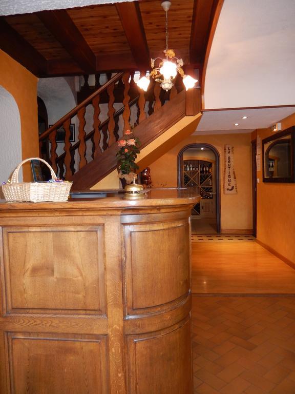 Le Relais De L'Aubrac Hotell Nasbinals Exteriör bild