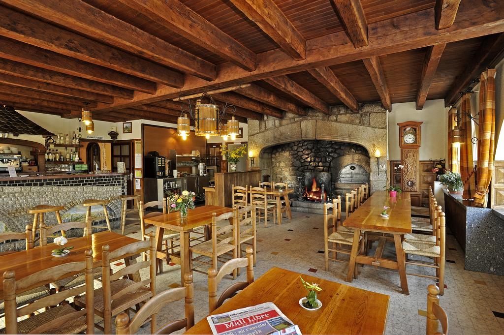Le Relais De L'Aubrac Hotell Nasbinals Exteriör bild