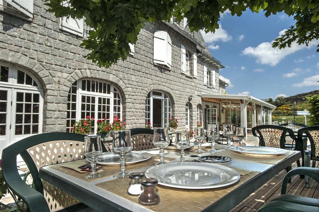 Le Relais De L'Aubrac Hotell Nasbinals Exteriör bild